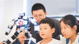中國朝著科技強國闊步前行